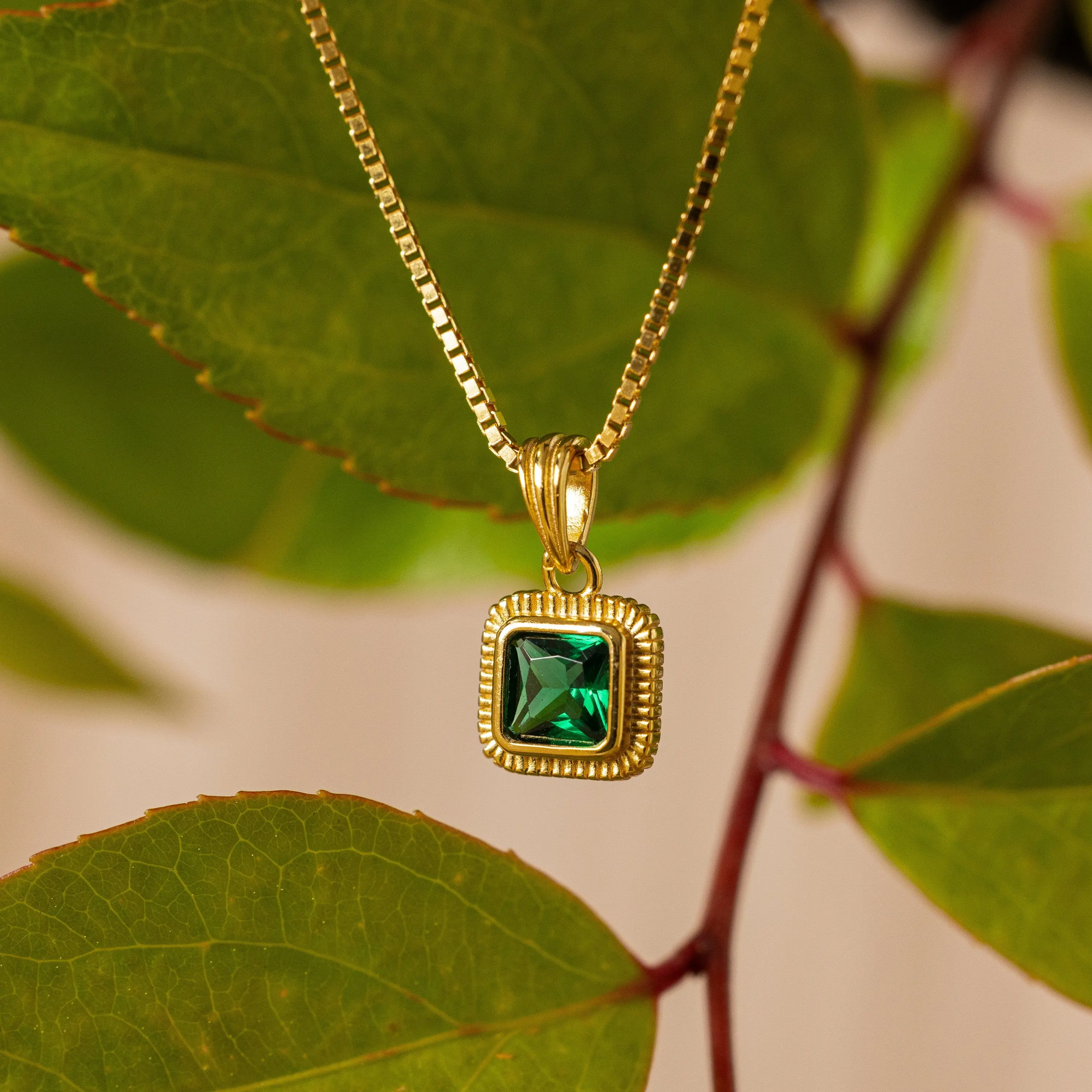 18K Gold