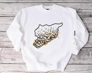 Syria Map Calligraphy Sweatshirt – Elegant Arabic Typography Design