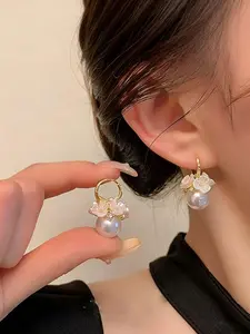 Dainty Flower Pearl Dangle Earrings for Women White Blooming Flower Design Jewelry Trendy Women's Elegant Accessories