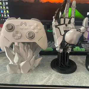 Cyberpunk Style 3D Printed Mechanical Hand Gamepad Holder Controller Stand Model Ornament for Desktop Decoration