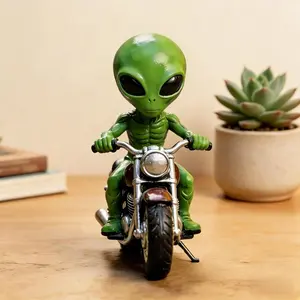 Alien Riding Motorcycle Ornament, Fun Design Home Decor, Garden Statue, Dwarf Decoration, Creative Resin Art Sculpture, Garden Sculptures