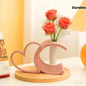 Heart Cutout Vase Romantic Decorative Flower Holder Unique Heart Shape Design Lightweight Plastic Durable Easy Clean Single Pack Suitable for Rose Tulip Arrangement
