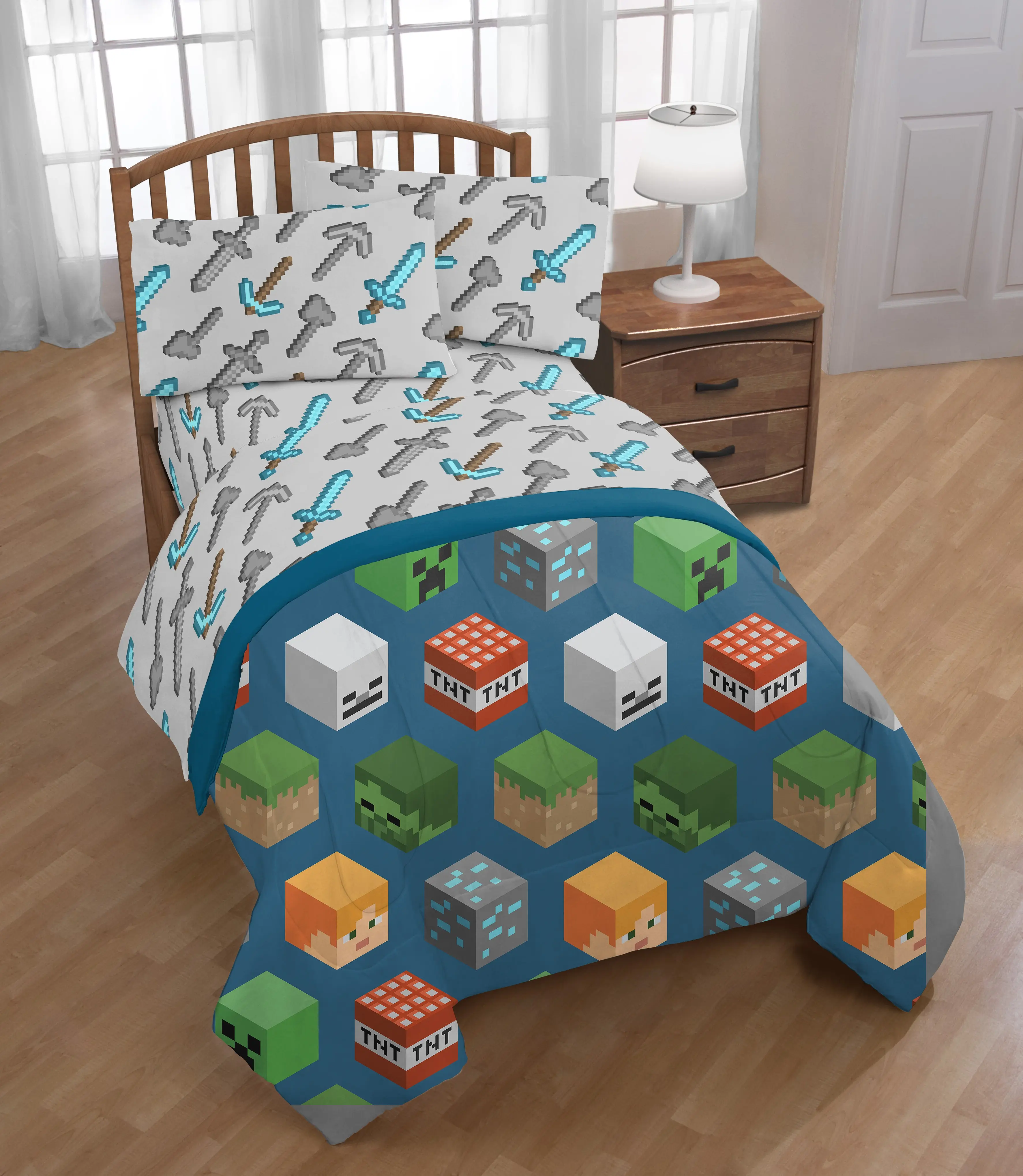 Jay Franco Minecraft Isometric Creeper Bed Set