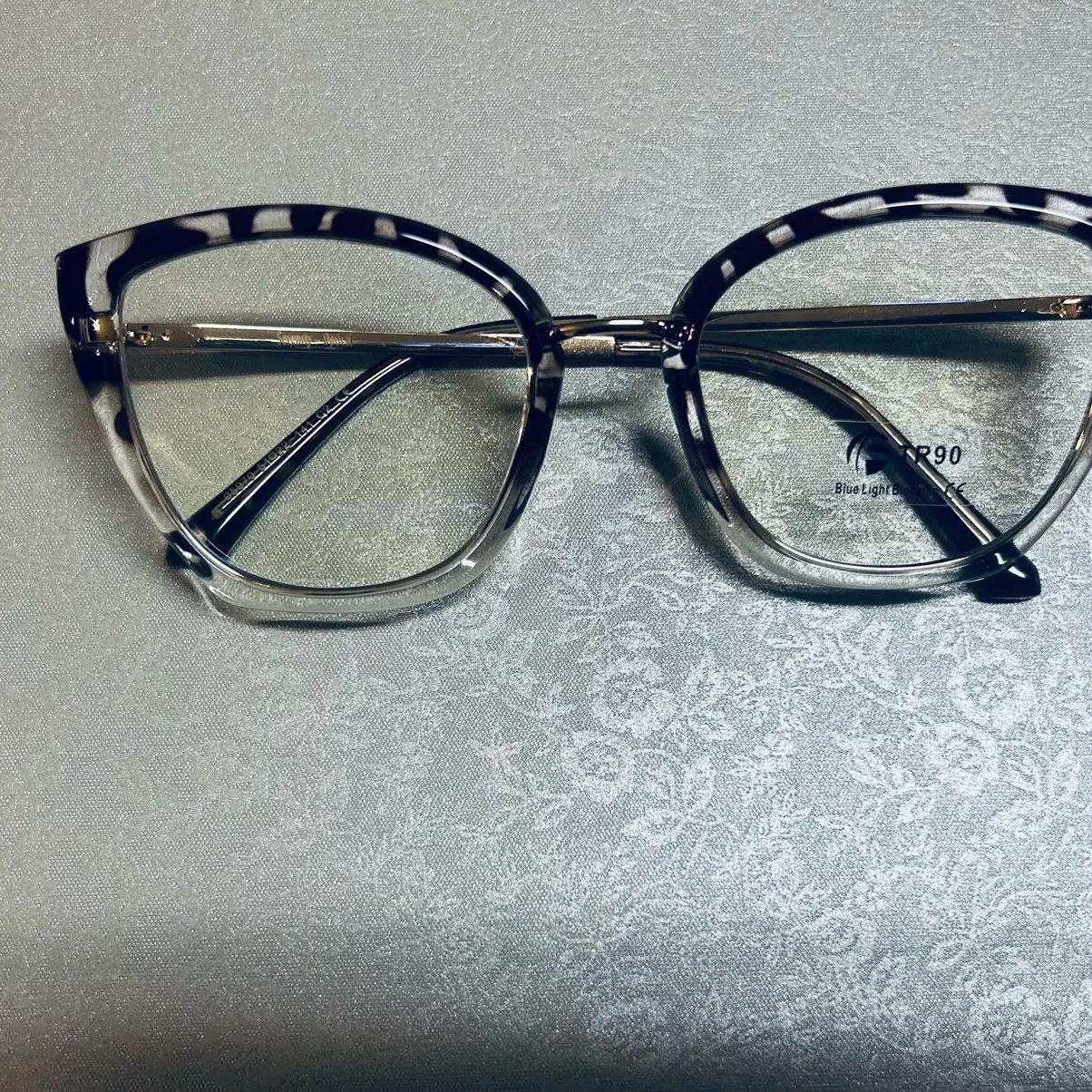 Serenity Optical Faded Tulip Purple-Pink Rxable Glasses for Women