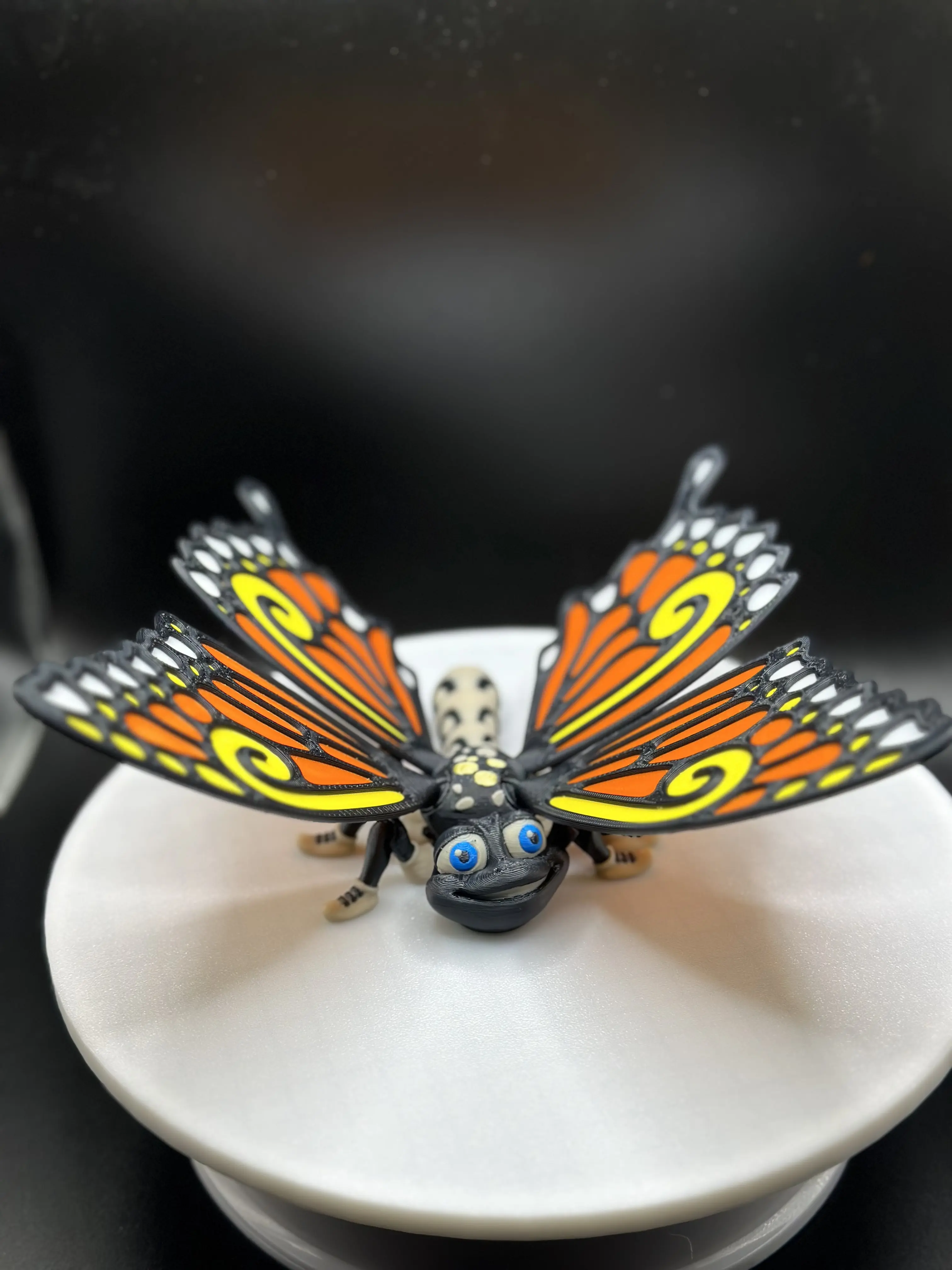 3D Articulated Butterfly Statue Ornaments - Adjustable, Bendable, Tricolor Pattern, High-Quality Silk Material Colorful Wings, Durable Home Decor Figurines for Bedroom, Office