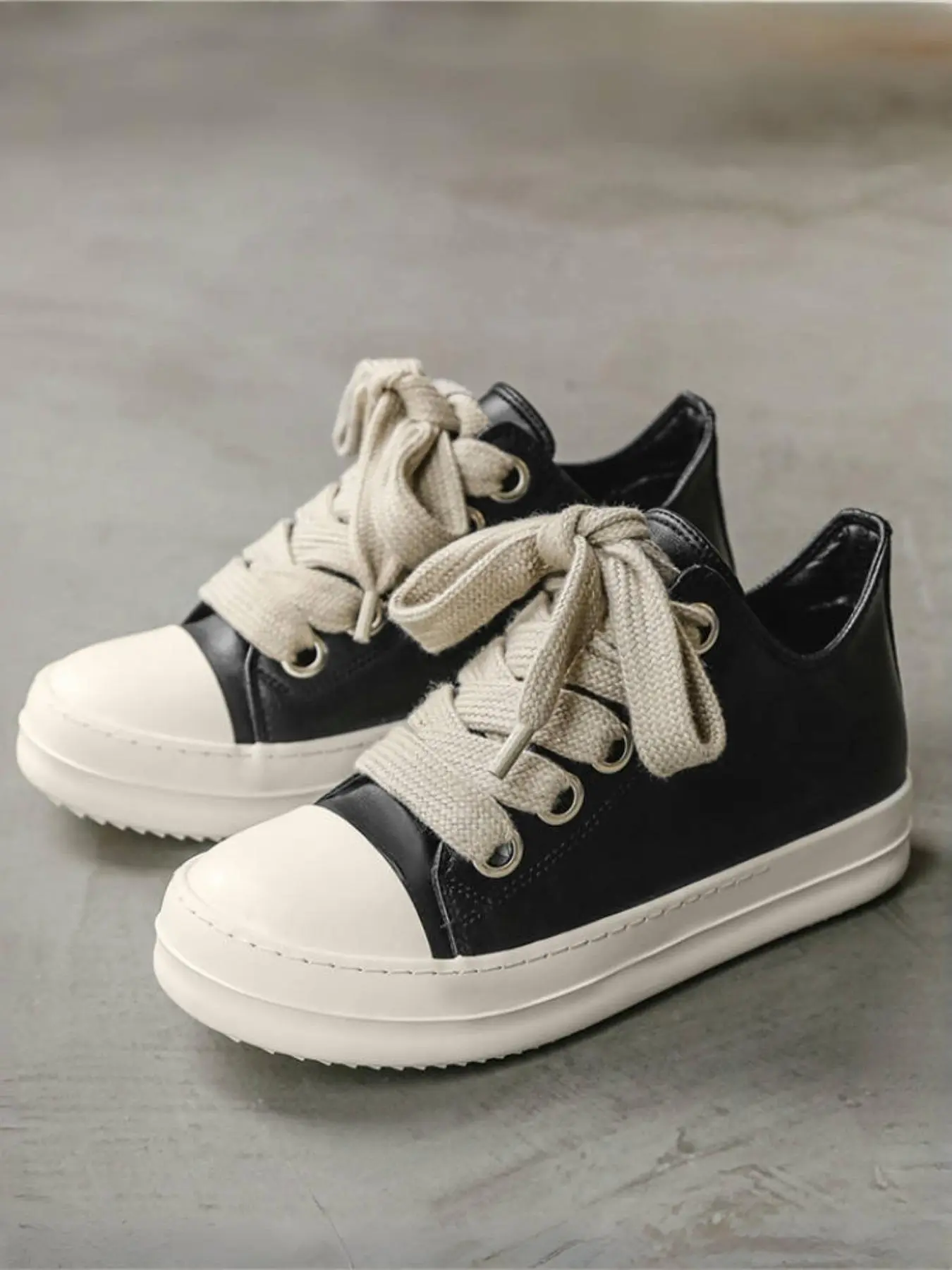 Men's Fashionable Lace Up Front Low Top Sneakers, Casual Comfortable Breathable Athletic Sports Walking Shoes, Male All-match Round Toe Shoes for Daily Wear, Streetwear Shoes