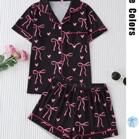 Women's All Over Bow Print Lapel Neck Pocket Shirt & Elastic Waist Shorts Pyjama Two-piece Set, Ladies Sleepwear for All Seasons, Lounge Wear, Pj Set
