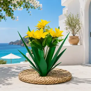 2pcs Metal Agave Plant Outdoor Decor with Artificial Sunflowers & Horseshoe Flowers Mexican Style Garden Sculpture Waterproof Yard Art for Patio Lawn Multiple Flower Options