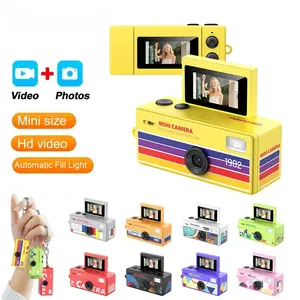 Digital Camera 180° Flip Screen Selfile Keychain Camera Retro Support Memory Card HD Very Small Camcorder Video Recorder Mini HD Digital Keychain Camera
