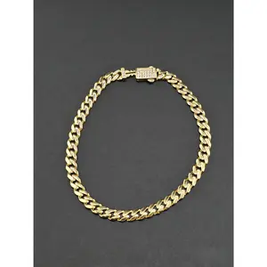 Gold Bracelet - Ultra fashionable, elegant chain design and safety buckle, suitable for daily travel wear