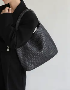 2-in-1 Set in Vegan Leather Luxury Tote Bag , Eco-Friendly Fashion Hand-Woven Soft Leather Shoulder Bag, Large Capacity Commuter Purse with pouch. fashionable tote bag,everydaybag,women must have bag.