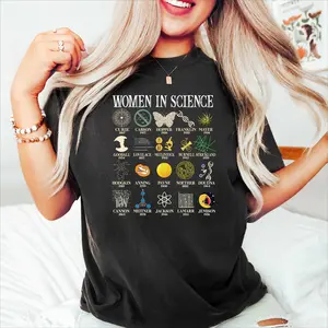 Retro Woman In Science Shirt, Science Shirt, Preppy Aesthetic Shirt, Scientist Sweatshirts,Girl Scientist Shirt, Gift for Scientist