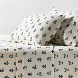 Queen Ultra Soft Flannel Sheet Set Blue Woodblock - Threshold