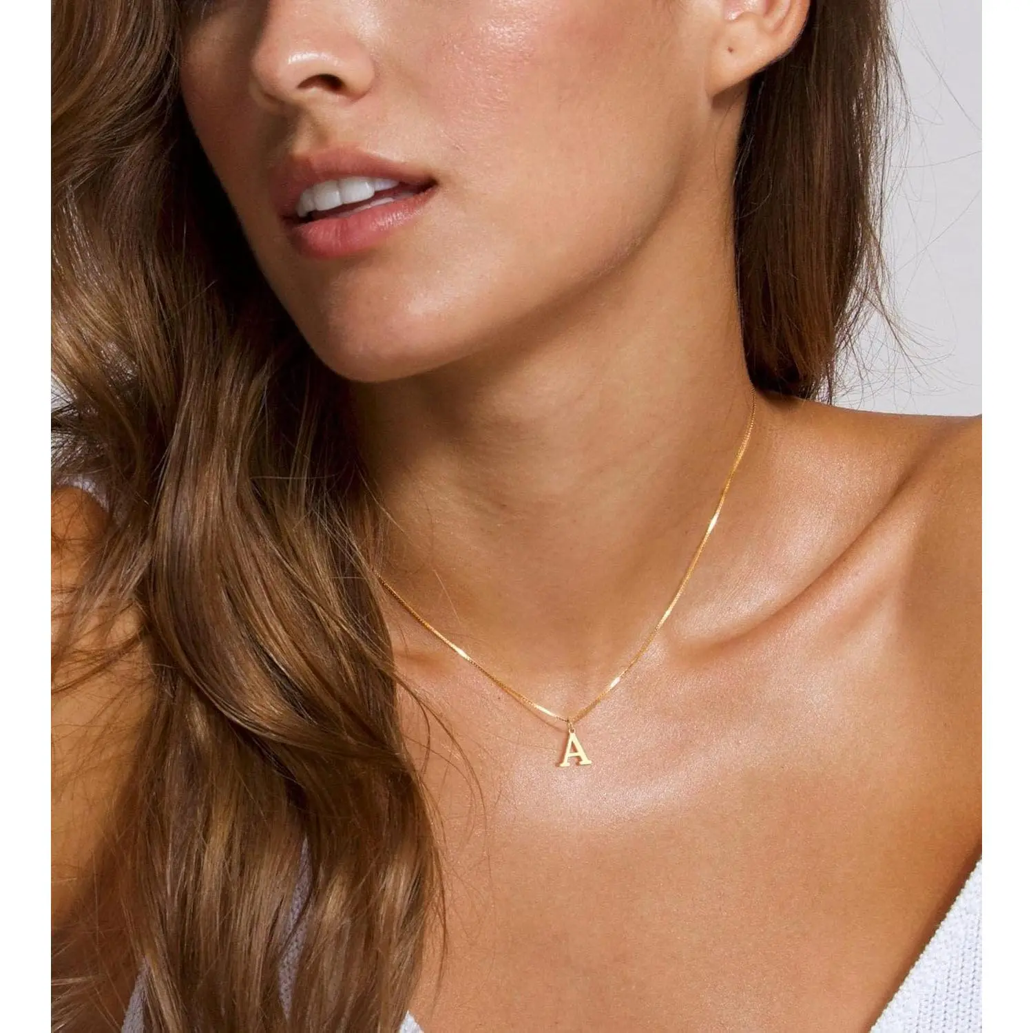 Gold Initial Necklaces for Women, Dainty Gold Letter Necklace Tiny A-Z Pendant Choker Necklace Trendy Cute Personalized Monogram Name Necklace Gold Jewelry Necklace for Women Gift