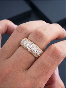 Iced Out Full Eternity Band Ring for Men Women, 18K Gold Plated Bling CZ Diamond Wedding Band, Bridal Engagement Ring, Bridal Eternity Ring, Hip Hop Rapper Jewelry Gift Hip Hop Jewelry for Party, Elegant Glittering Ring