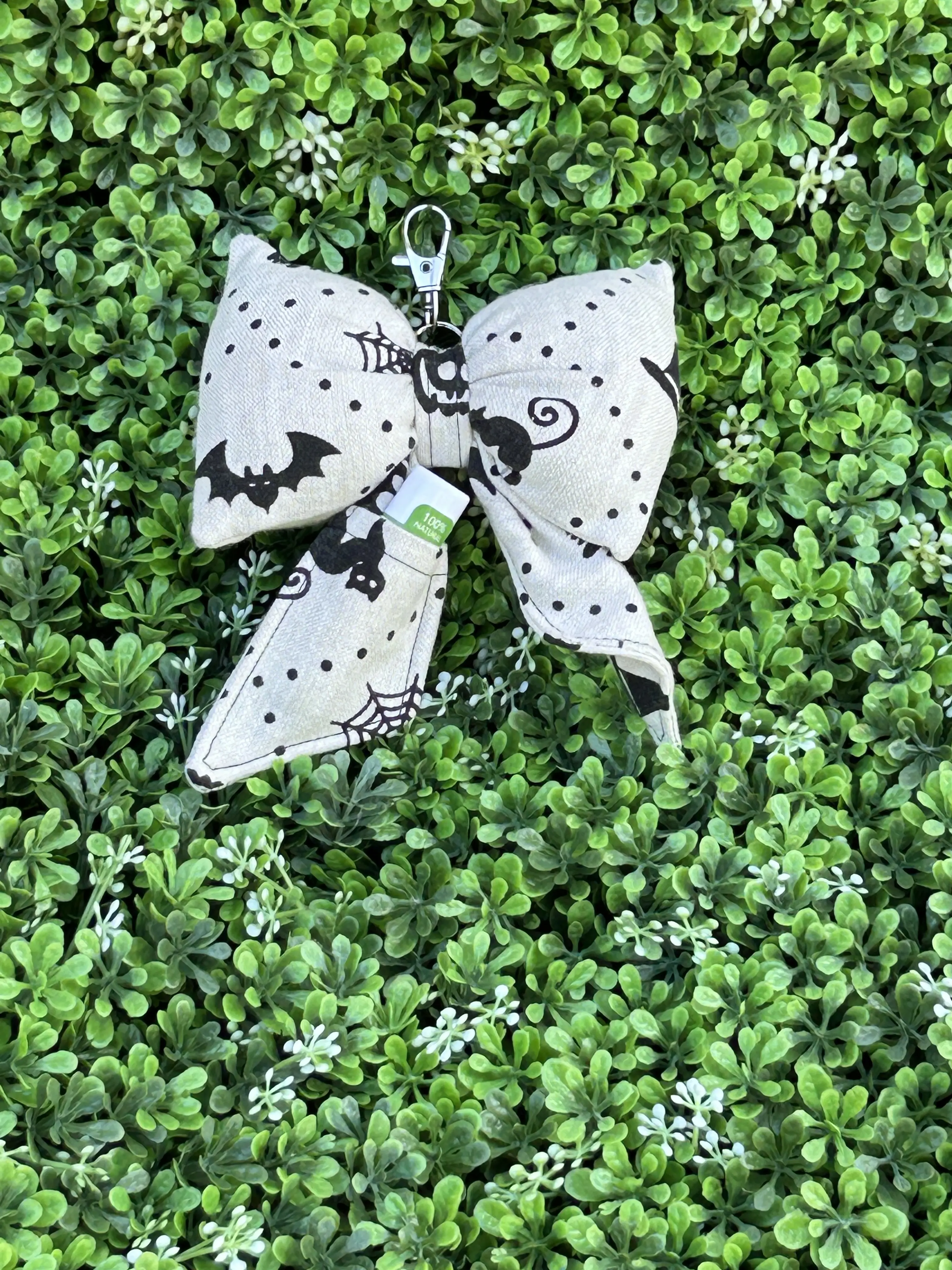 Puffy bow chapstick charm