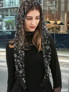 Women's Elegant Fitted Triangle Veil, Floral Embroidery Design, Perfect for Weddings & Special Occasions, All-Season Accessory