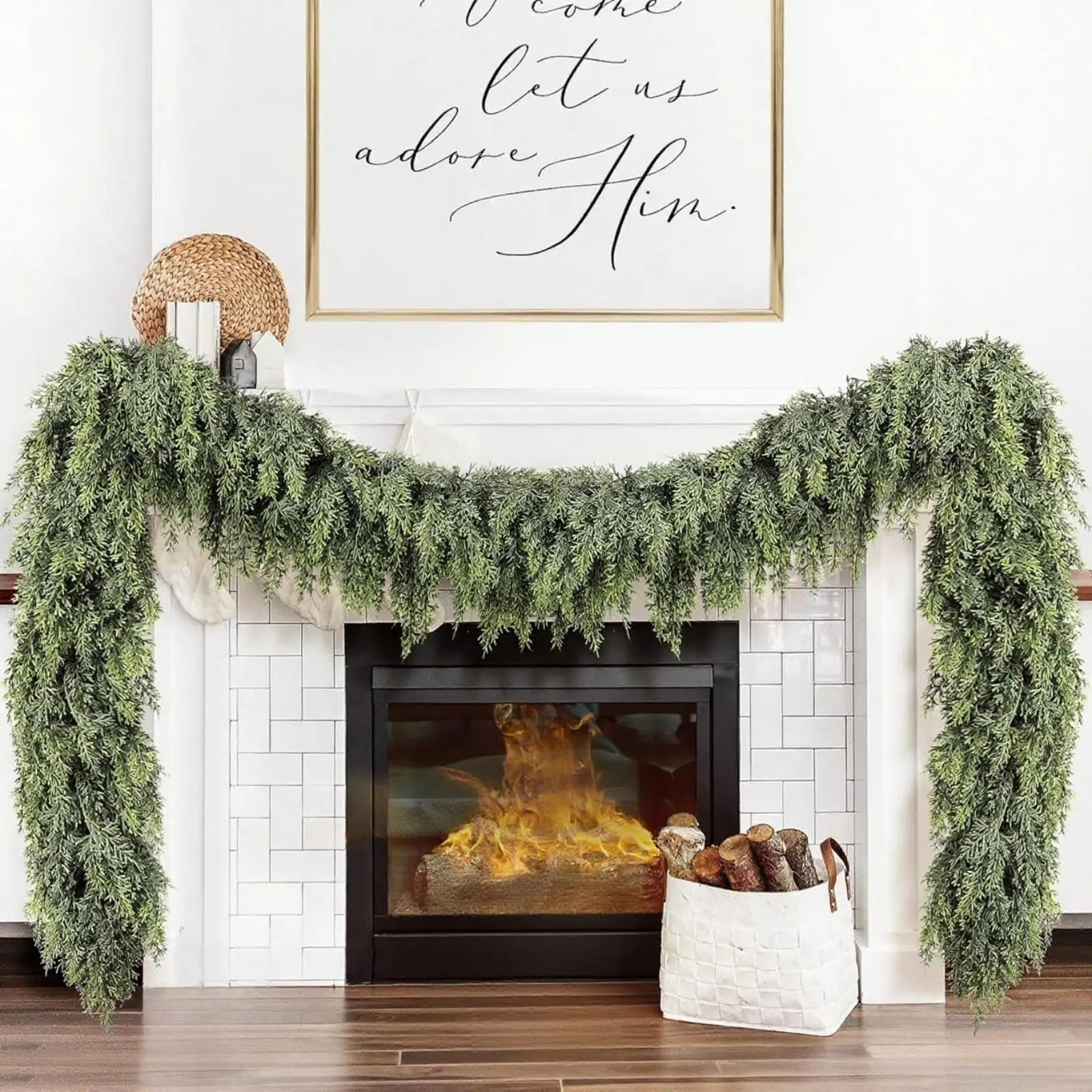 9ft Christmas Garland - Realistic Faux Pine Greenery, Classic Christmas Decor, Party Decorations for Mantle, Fireplace, Outdoor Holiday Use, Ornaments