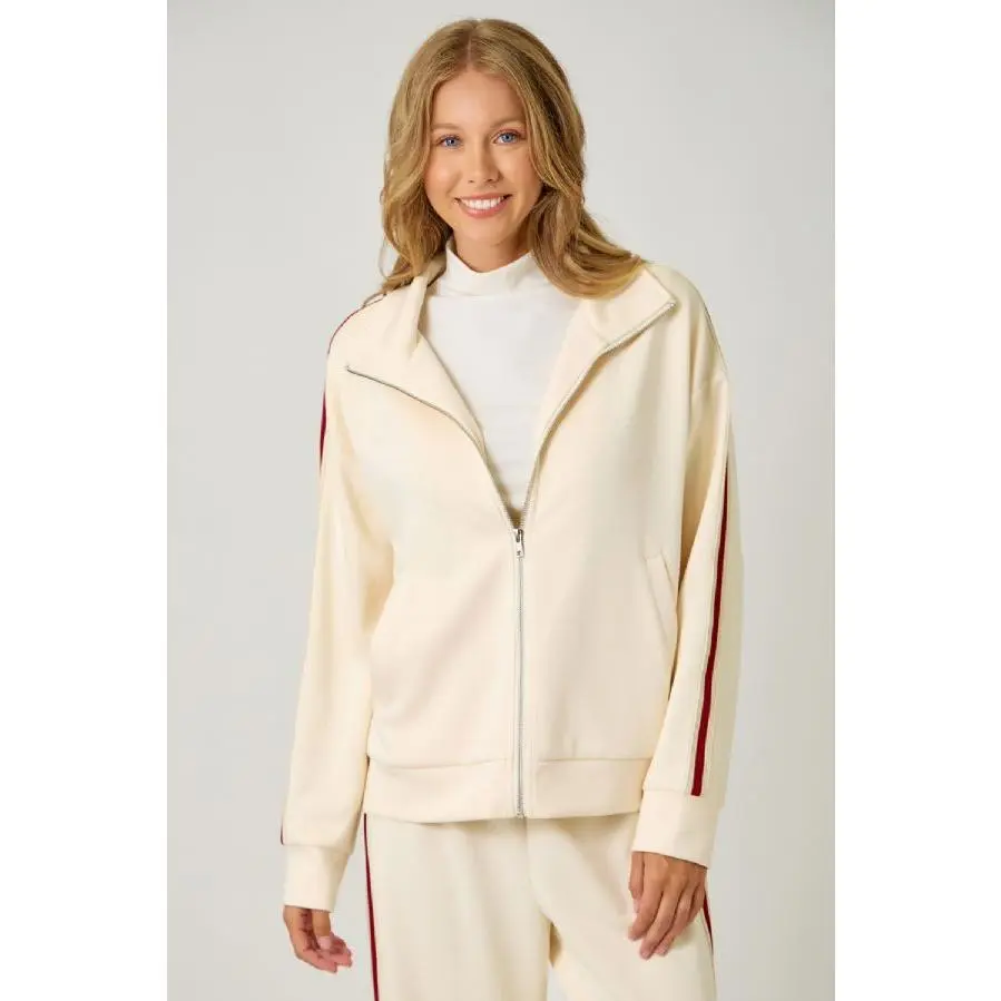 Cream & Crimson Lounge Zip Jacket