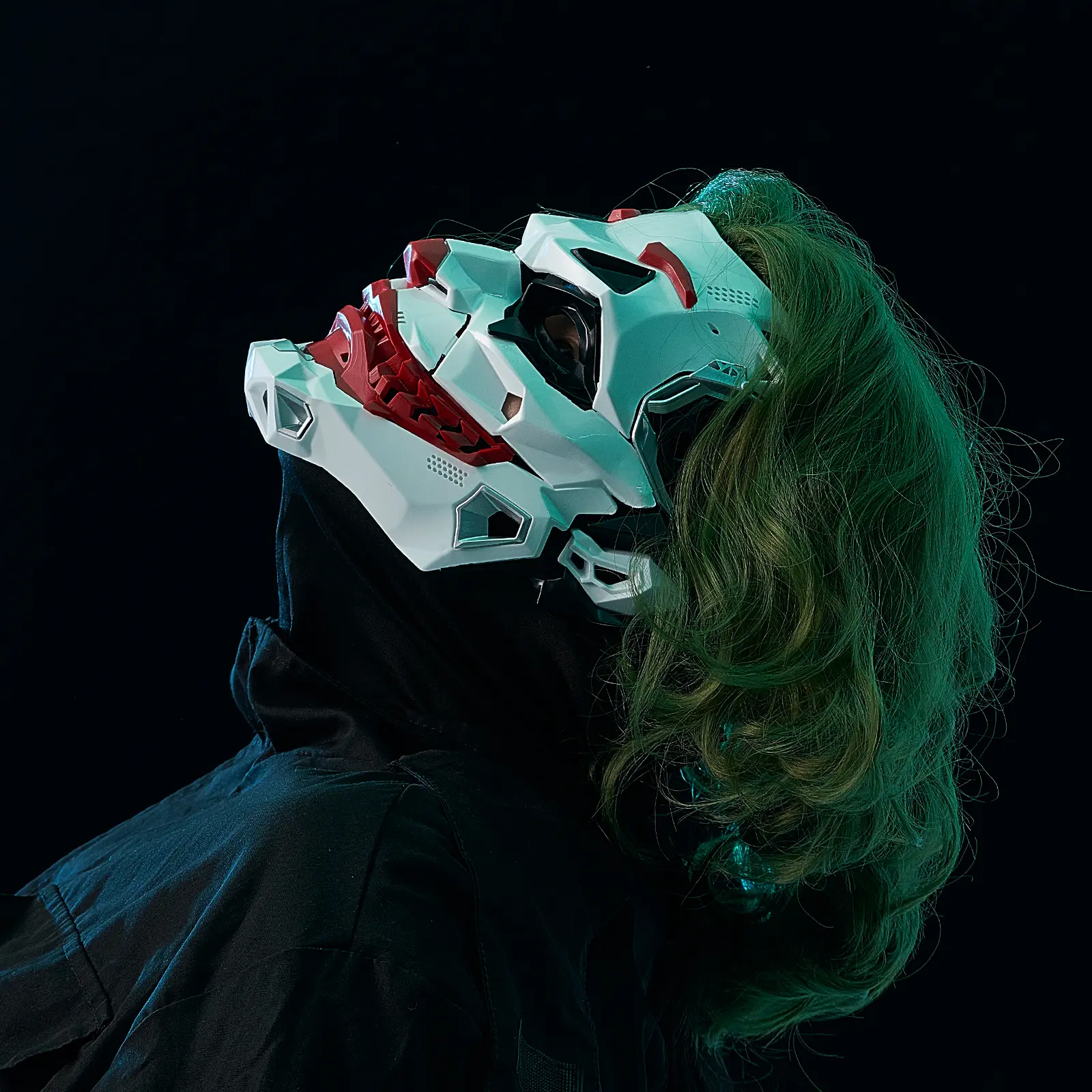 Adult Cyberpunk Clown Full Face Plastic Mask with 24in (60 Strands) Green Braids Wig, Mechanical Geometric Hard Cover, Breathable Ventilation, Comfortable Adjustable Strap - Halloween Costume, Cosplay Gear, Festive Party Accessories
