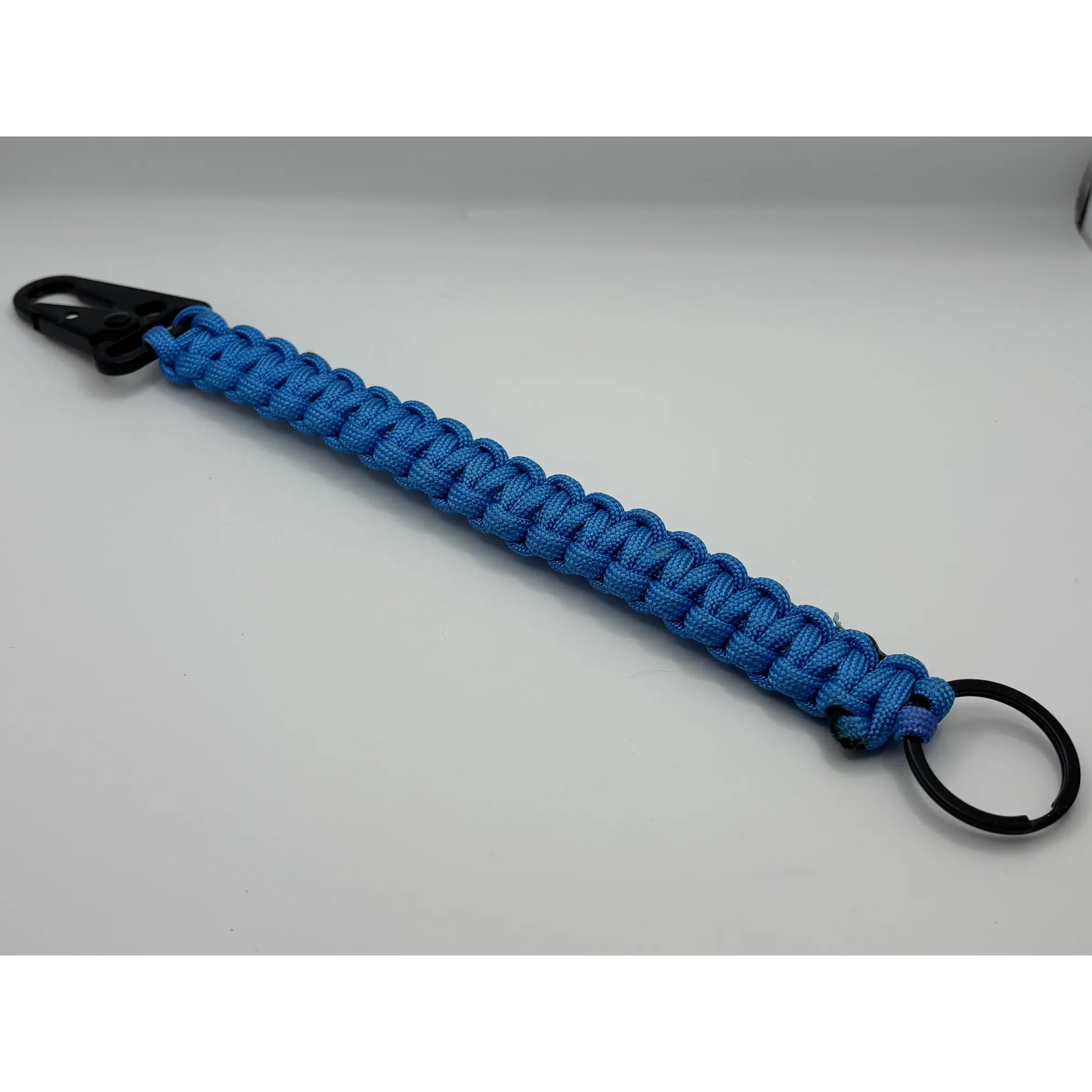 Handmade Cobra Knot Paracord Keychain (Blue)