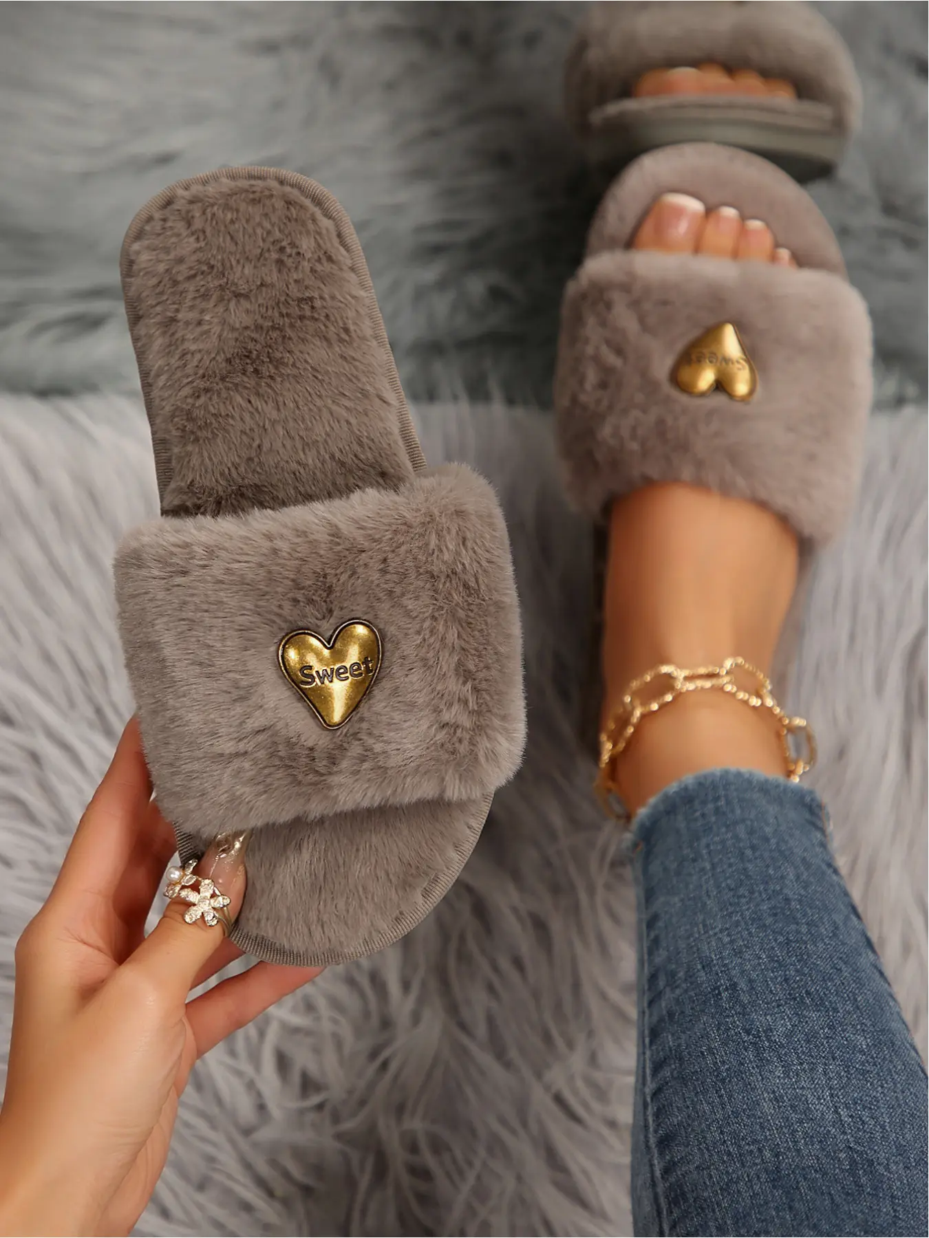 Women's autumn and winter wedge thick sole slippers high water table sponge cake sole sponge soft sole waterproof upper outdoor slippers non-slip outdoor women's shoes Thick Bottom Slippers, Thick Soled Slippers
