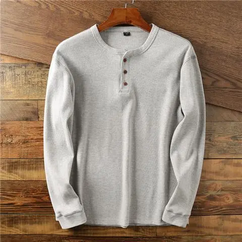 Light gray (long sleeved)
