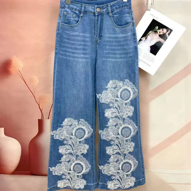 Jeans con bordado