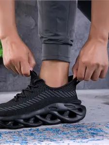 Men's Gradient Mesh Sporty Running Shoes, Shock-Absorbing & Responsive Athletic Sneakers, Lightweight Non-Slip Racing Trainers