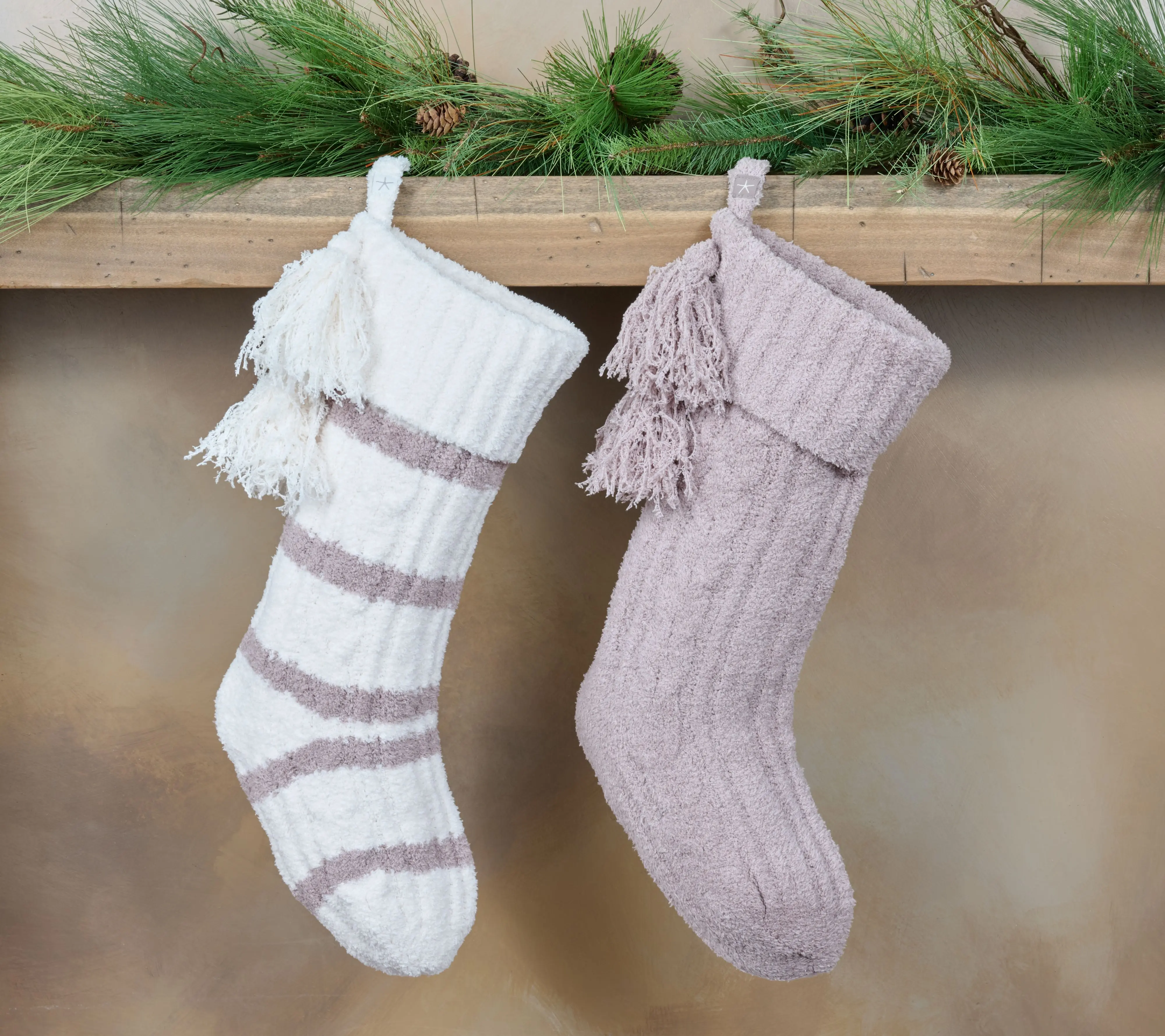 Barefoot Dreams CozyChic Set of 2 Stockings with Tassels Cotton Border