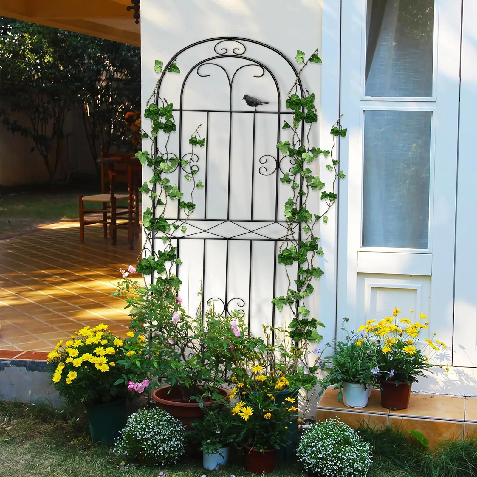Climbing Trellis for Garden, Black Metal Decorative Wall Frame, Ideal for Outdoor Plants, Roses, Ivy, and Floral Vines, Perfect for Patios, Balconies, and Garden Decor