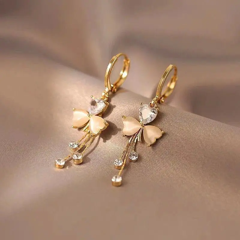 Embellished Flower Cluster Drop Earrings for Women, Korean Style Clover Shaped Studs with Long Crystal Tassels, 925 Silver Needle, Flower Cluster Earrings, Crystal Cluster Earrings