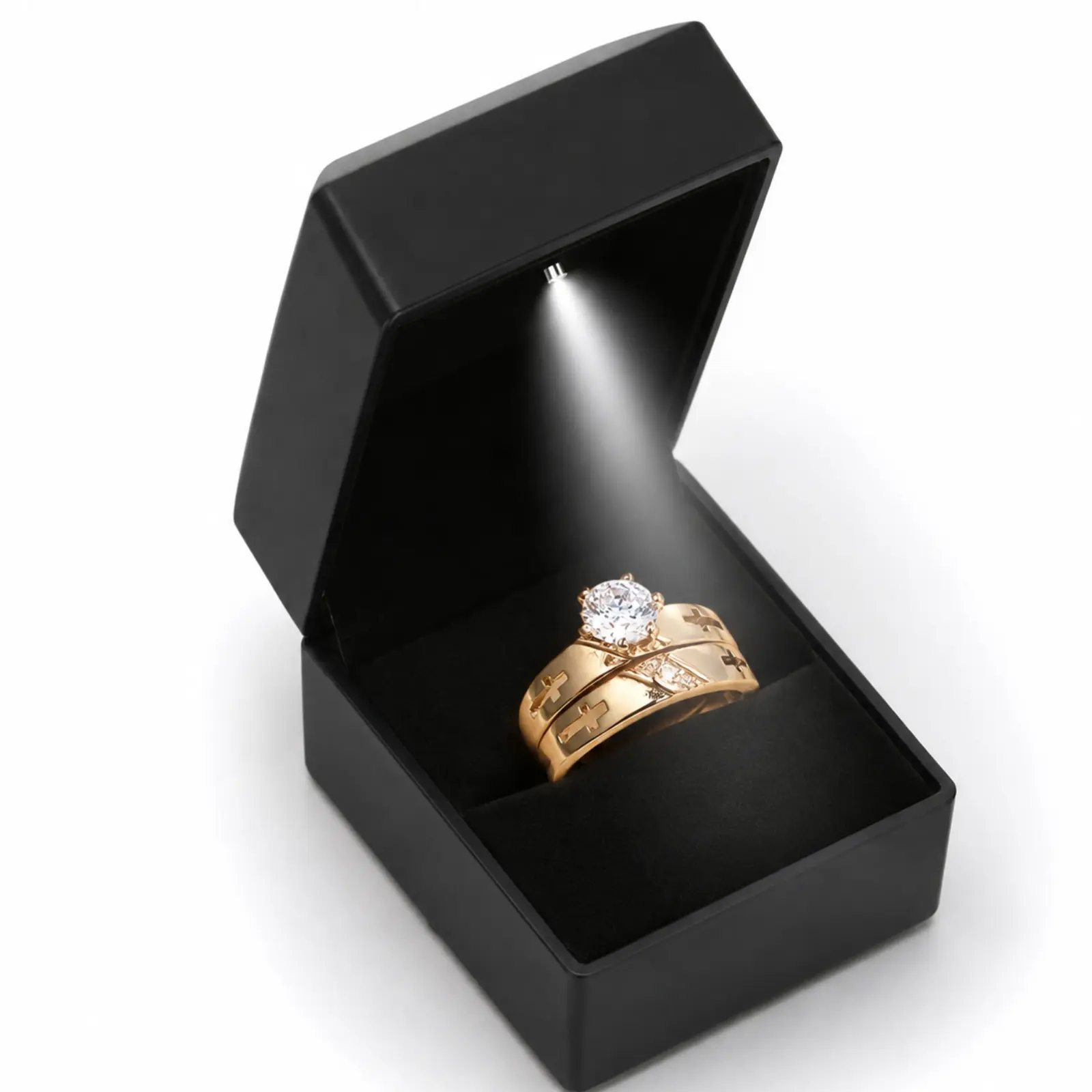 Wedding and engagement rings with a gift box for couples—a meaningful gift suitable for everyday wear.