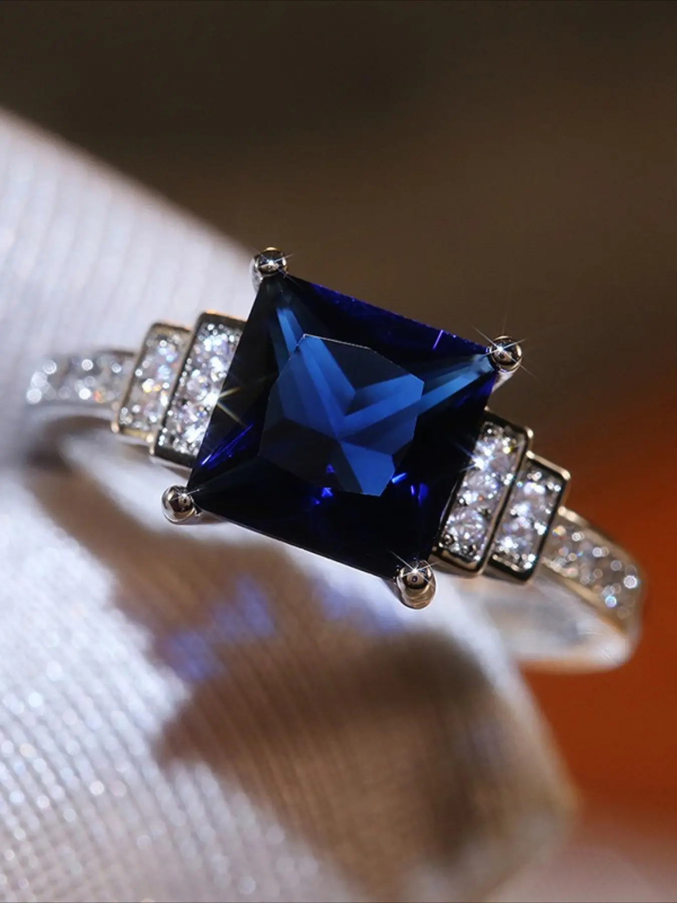 Fashion Princess Cut Navy Blue Zircon Ring for Women, Elegant Glittering Engagement Rings, Wedding Engagement Jewelry