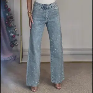 Women’s European and American high-waisted straight-leg jeans with a diamond wash finish — premium, trendy, hot-girl high-street style