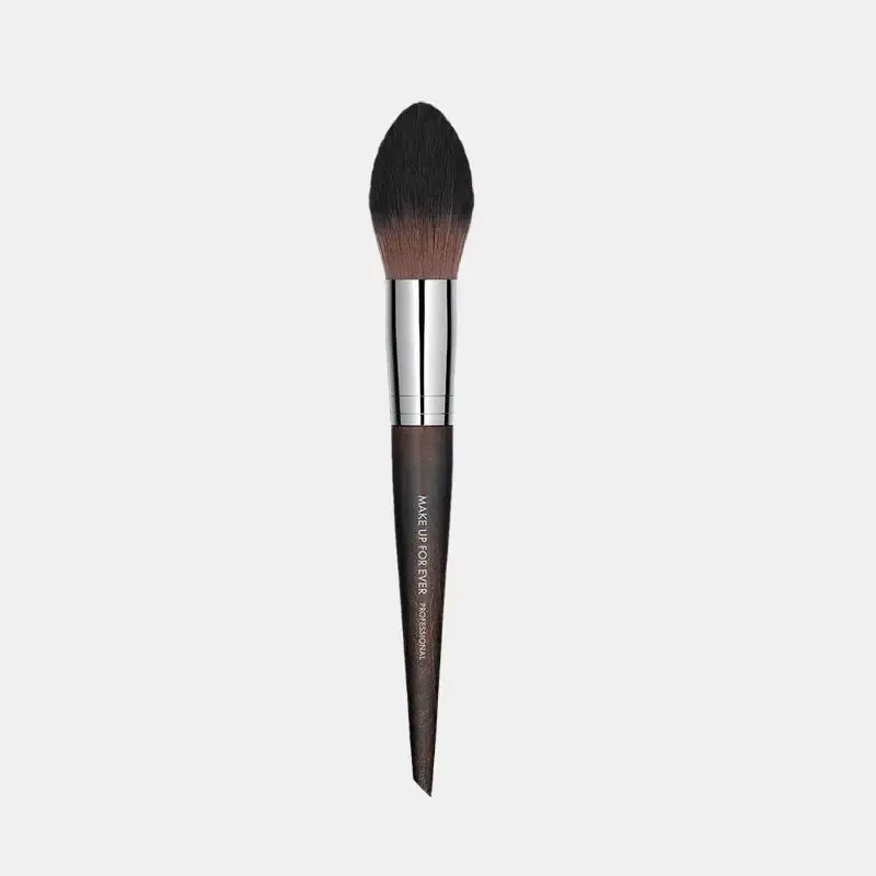 Artisan Brush #160 - Easy Blush Application Brush