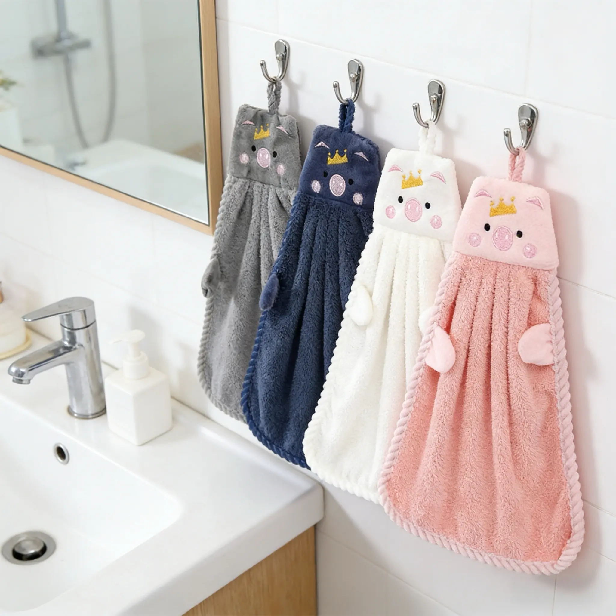 4-Pack Cartoon Animal Pig Pattern Child-Sized Microfiber Coral Fleece Cotton Hand Towels with Hanging Loops, Super Absorbent, Durable, Soft, Fast Drying, Machine Washable, for Bathroom Home Use, Animals