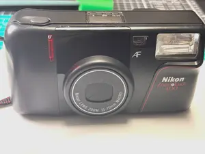 Nikon Zoom Touch 400 AF 35mm Point and Shoot Camera – 35-70 mm Lens [TESTED]