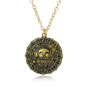 【JOYCE DESIGN】Creative design sense of the Caribbean Pirates necklace round plate unisex style punk trendy cool skull necklace