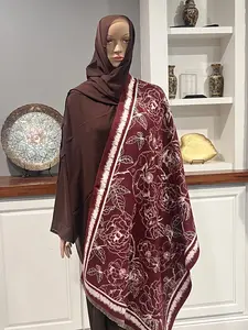 Two-sided Kashmere Shal with Elegant Floral Design Soft Material for Everyday Wear Perfect for Stylish Comfort