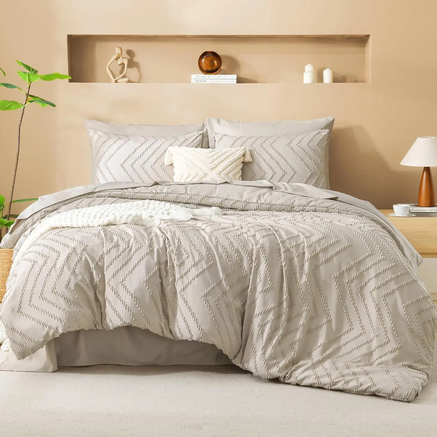 Litanika 7-Pieces Chevron Tufted Boho Bedding Set, Microfiber Comforter Set with 1 Comforter, 1 Flat Sheet, 1 Fitted Sheet 14" Deep Pocket, 2 Pillowcases & 2 Pillow Shams