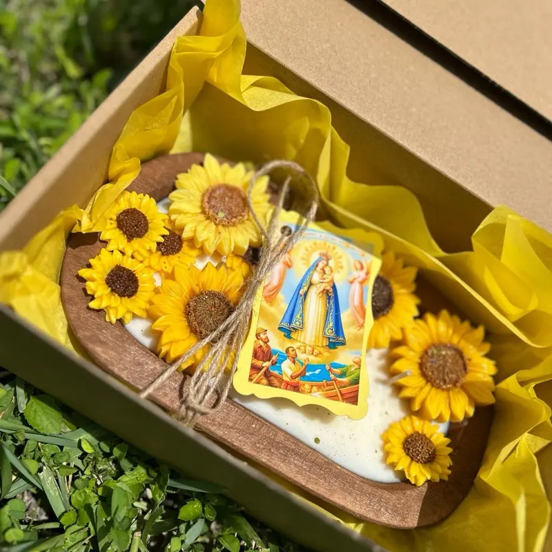 Vela Virgen de la Caridad del Cobre Candle Decor Decoration Ornaments