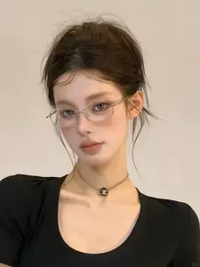 Simple Rectangular Metal Fashion Glasses, Includes Cloth, Daily Wear Eyewear, Outdoor Fashion Accessory, Street Style, Trendy Frames, Trendy Casual Eyeglasses, Stylish Trendy Eyewear, Rectangle Frames Eyeglasses