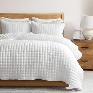 WDCOZY Cross-Stitch Design Quilt Bedding Set – California King/King/Queen/Twin, 2 Pillow Shams, Lightweight Soft Bedspread/Coverlet, All-Season summer