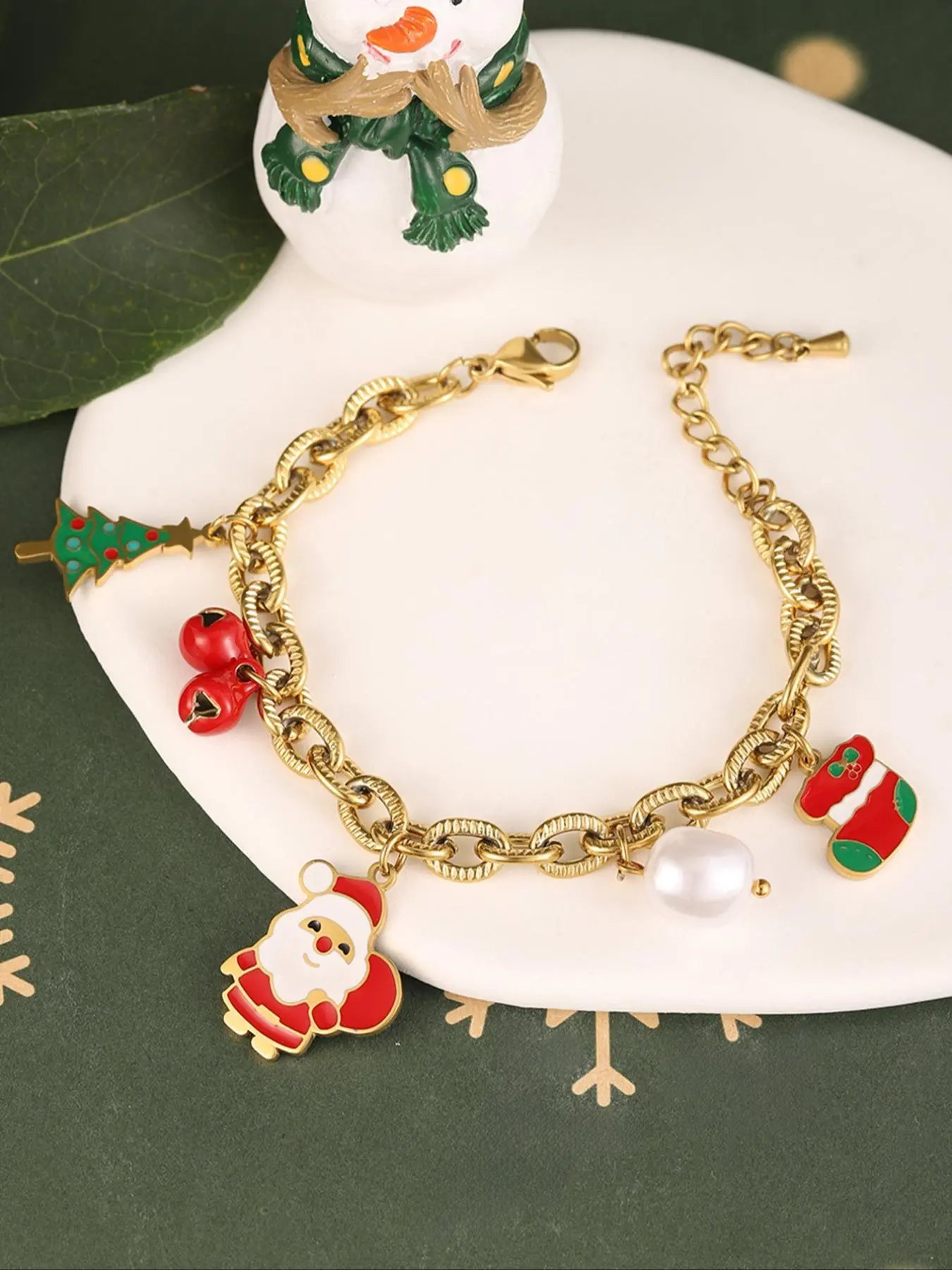 Christmas Themed Charm Bracelet, Cute Cartoon Santa Claus / Christmas Tree Design Bracelet for Women & Girls, Elegant All-match Fashion Accessories for Daily Wear