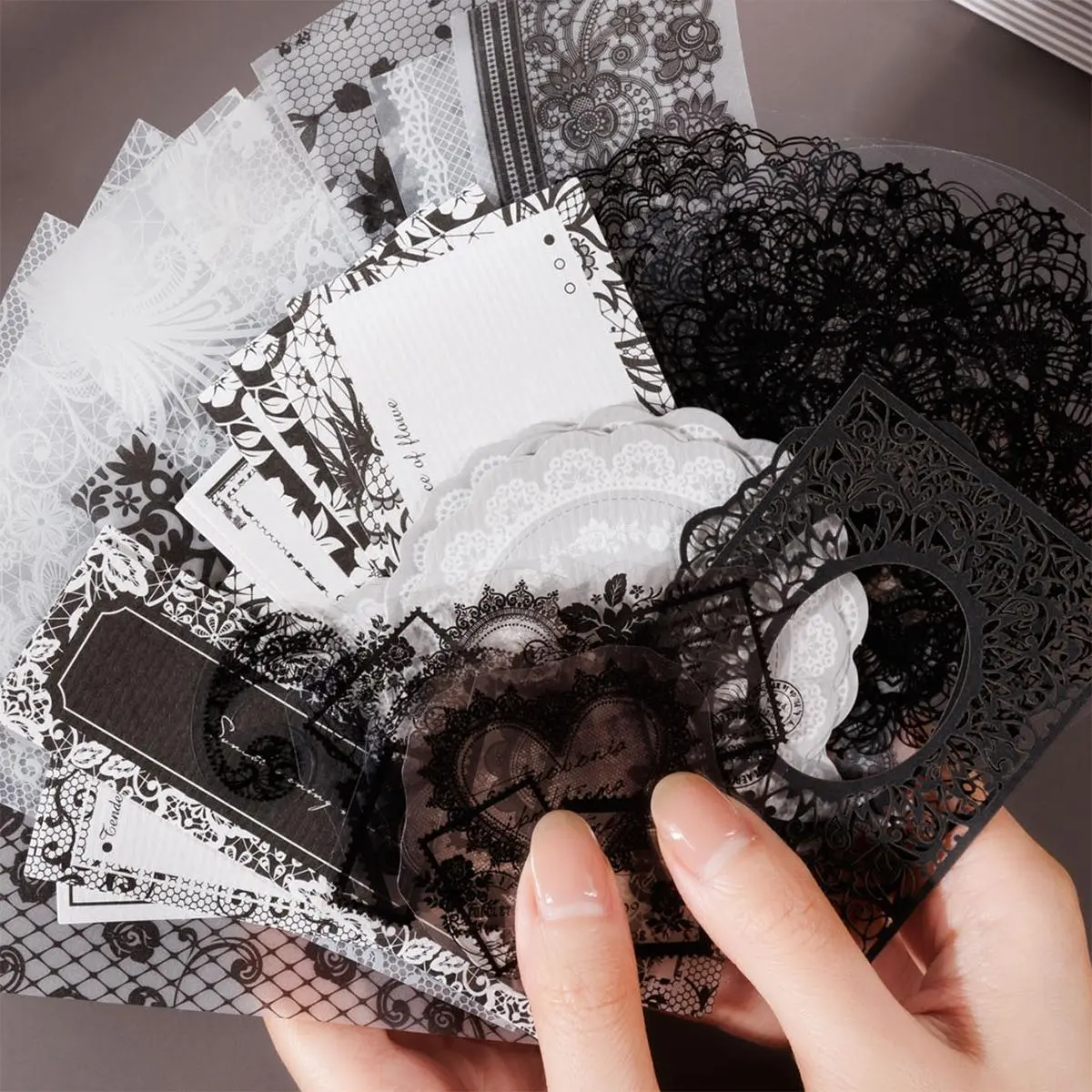 Vintage Lace Pattern Material Paper, 100pcs/box Mixed Style Scrapbooking & Stamping Paper, DIY Decorative Material for Scrapbooking & Journal Making, Scrapbook Accessories, DIY Craft Kit, Creative Craft Kit, Crafting Kit, Handmade Crafts