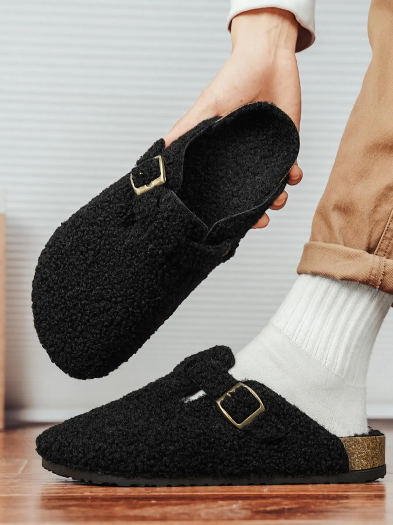 Unisex Cotton Cork Slippers, Warm Slippers, Casual Slipper Shoes, Fashionable Round Toe Low-Top Shoes, Ultimate Comfort Indoor Outdoor Home Wear, Perfect Gift for Friends & Family, Fuzzy Fashion Slippers