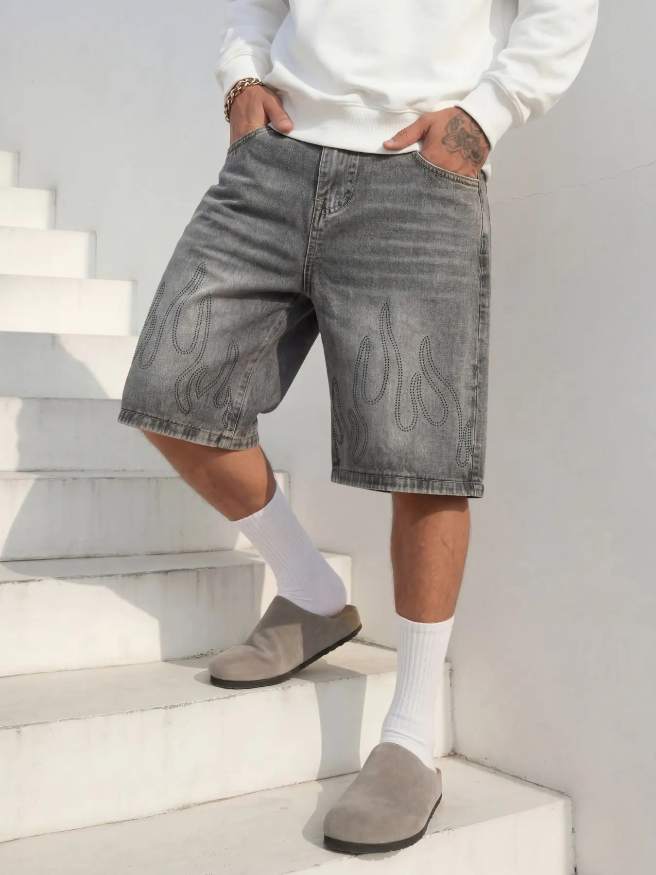 Men's gray straight tube flame set diamond Denim jeans, handcrafted black diamonds outline dynamic flame patterns along the pants seam, straight tube design combined with vintage base color, casual party trend design, Streetwear, Fashion jean bottoms