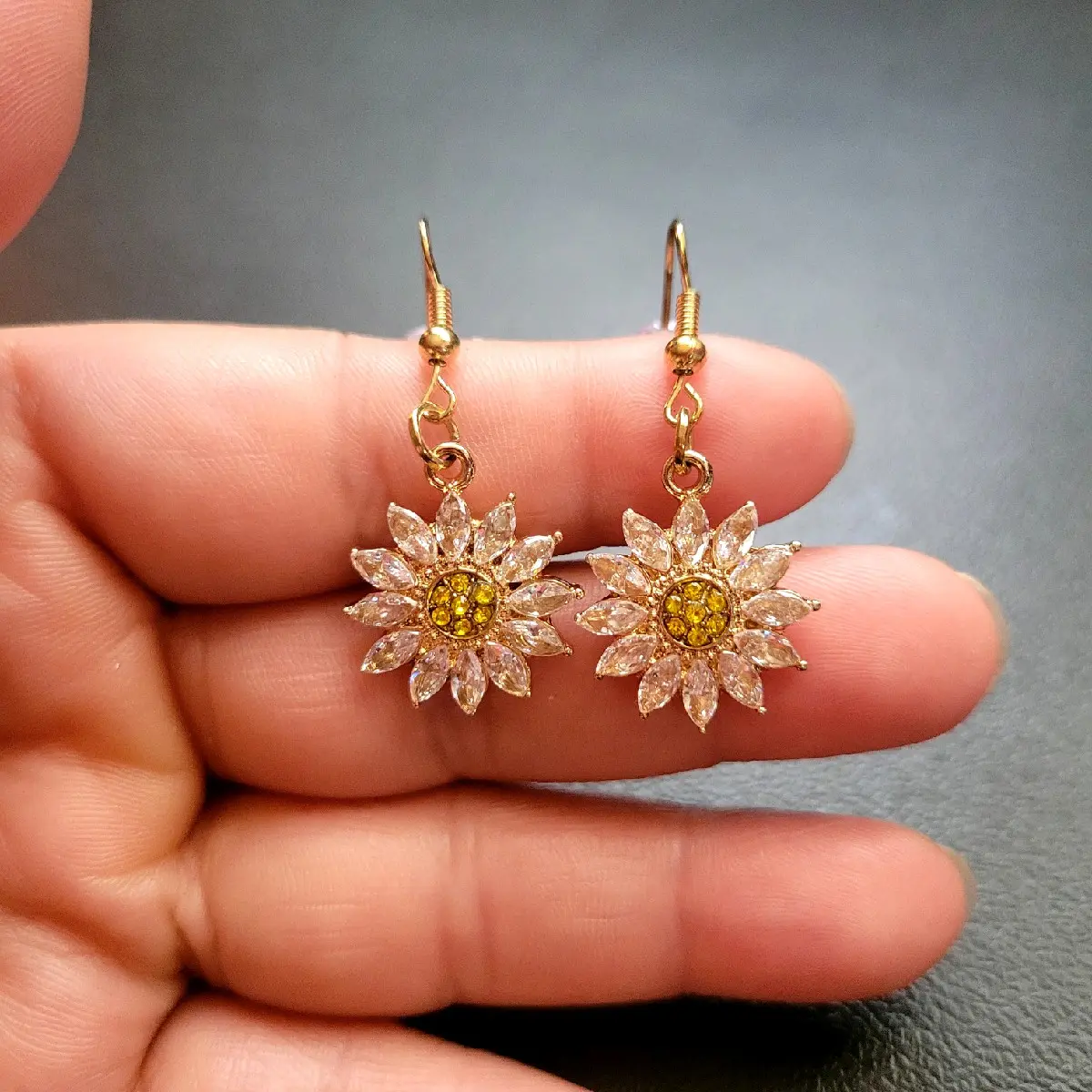 Sunflower earring Sunflower earring