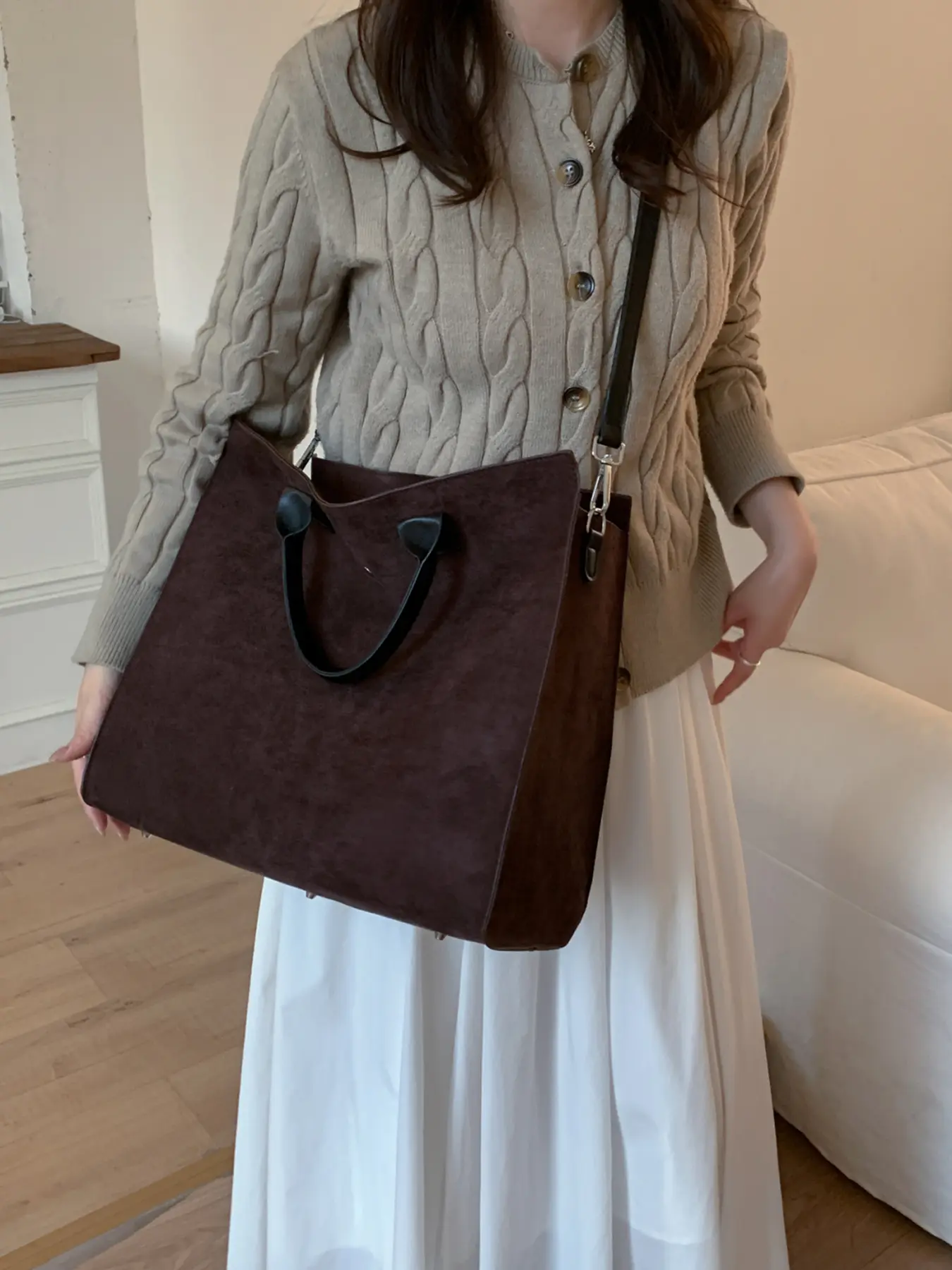 1pc Ladies' tote bag, Minimalist tote bag, large capacity handbag, crossbody bag, zipper closure, versatile, casual, suitable for college students' campus travel, work commuting, shopping